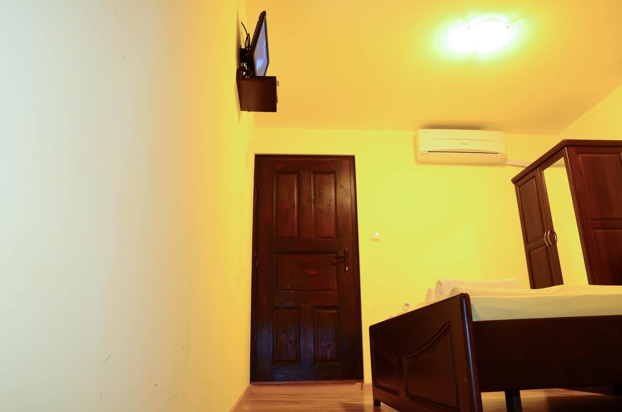 Guest House Ivan Cherni Osum Экстерьер фото
